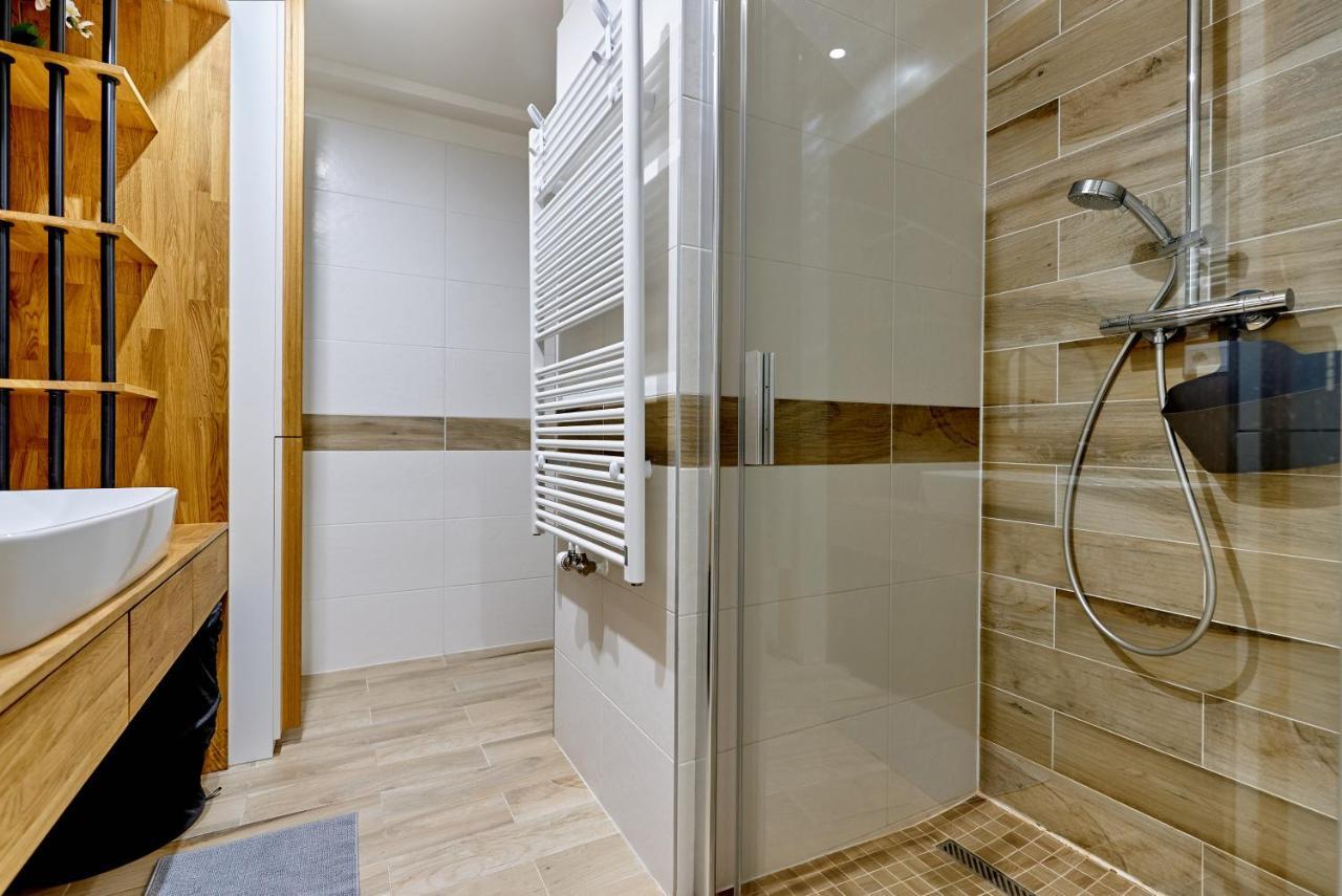 Klinovec Suite By Mountain Ways Loučná pod Klínovcem Esterno foto